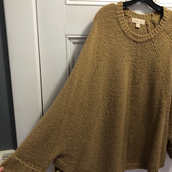 Michael Kors poncho - Picture 7 of 7